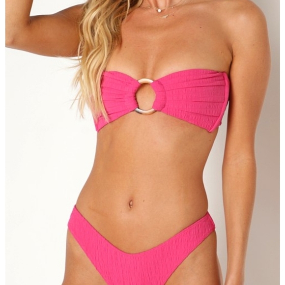 New!Montce Tori Bandeau Bikini Top Hibiscus Scrunch Set. - Picture 2 of 13